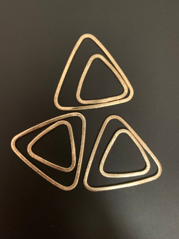 A Pack of 15  to 20 Pcs. Triangle  Gold Finish Silver Plated  Brushed Finish. Available in 2 sizes 34mm, 22mm.