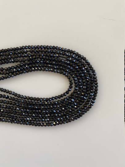 A lot of 5 strands of Black Spinel. AAA Quality, 13