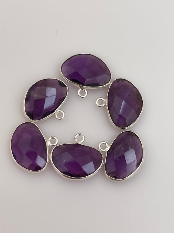 Amethyst Bezel Pack of Six Pieces One Loop  Real Gold Plated  And Sterling Silver Amethyst  H Oval Shape, Size :10mmX15mm.