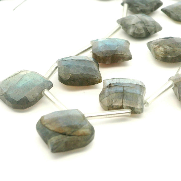 Premium Fire Labradorite Freeform Faceted Nugget Gemstone Beads – Strong Flash – Approx 18–25mm – 11 Bead Strand