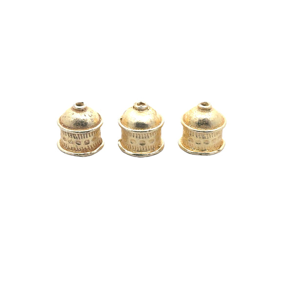 1 Strand of End Caps, in two colors  Gold Finish and Silver Plated, E-Coated, End Cap. Size: 15X14mm (inside size is 10mm)