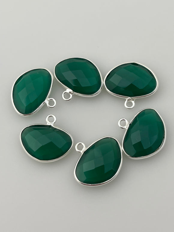 Green Onyx  Six Piece a Pack One Loop Sterling Silver 925 Green Onyx  H oval Shape, Size : 10mmX15mm.DM 1169