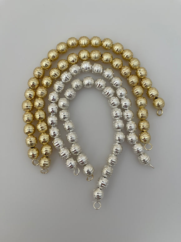 1 Strand of Brushed Finish Fancy Shiny Round Gold Finish And Silver Plated Beads , E-coated Beads. Bead Size is: 10mm NO-83