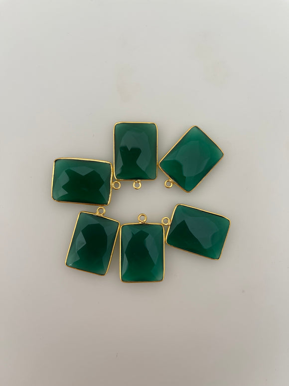 Green Onyx Bezel Pack of 6Pieces One Loop Real Gold Plated  Natural Green Onyx Rectangle Shape, Size :15mX20m#DM 1229