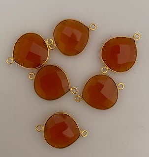 Six Piece a Pack Connector Real Gold Plated  Carnelian Heart  Shape, Size : 15mm.