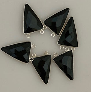 Six Piece a Pack Connector Real  Sterling Silver 925 Black Onyx Triangle  Shape, Size : 15mmX20mm.