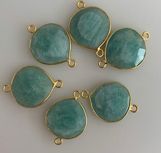 A Pack of Six Piece Connector Gold Plated And Sterling Silver  Amazonite Heart Shape Bezel Size:15mm.DM 423