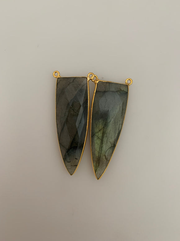 Labradorite  Bezel  Pack of One piece  Connector  Real Gold Plated Labradorite Rounded  Triangle  Shape, Size : 46mmX16mm.H-14