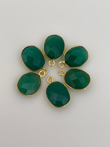 Green Onyx Six Piece a Pack one loop Real Gold Plated  Smokey Green Onyx  Bezel Oval  Shape, Size : 9mmX11mm.#DM 1197