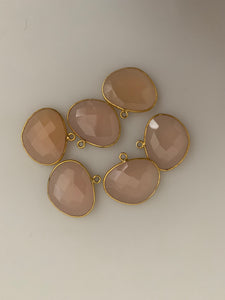 Rose Quartz of Six Pieces One Loop Real Gold Plated Rose Quartz H Oval Shape, Size : 15mmX20mm.#DM 699