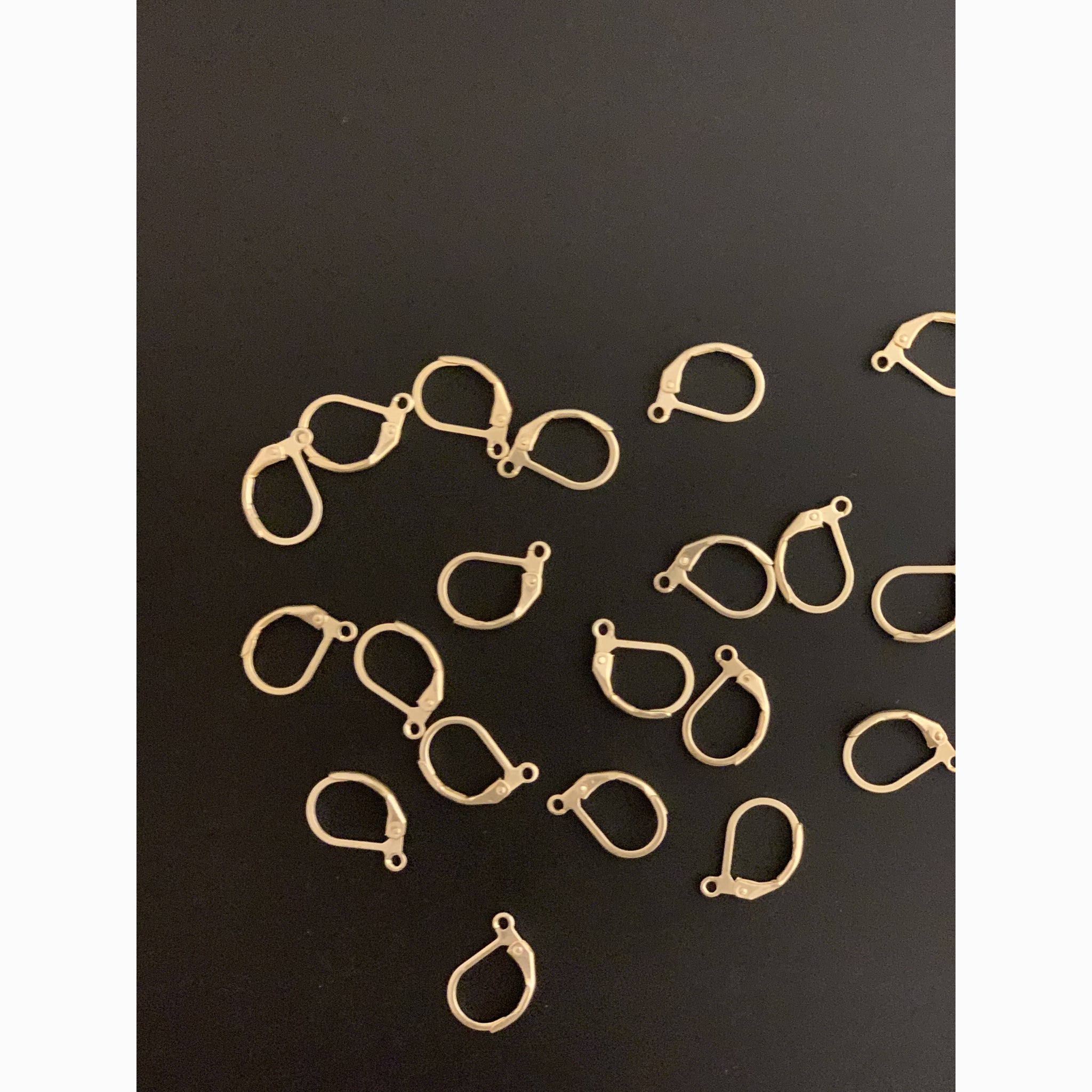 Lever back Hooks, A Pack of 20 pcs Lever Back Hooks, Lever Back Hooks, Gold  Finish And Silver Plated Ear, Ear hooks/lever backs Size: 15mmX10mm.
