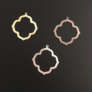 Quatrefoil, Clover Shaped (Gold Plated/Silver Plated/Gunmetal Plated) | Purity Beads